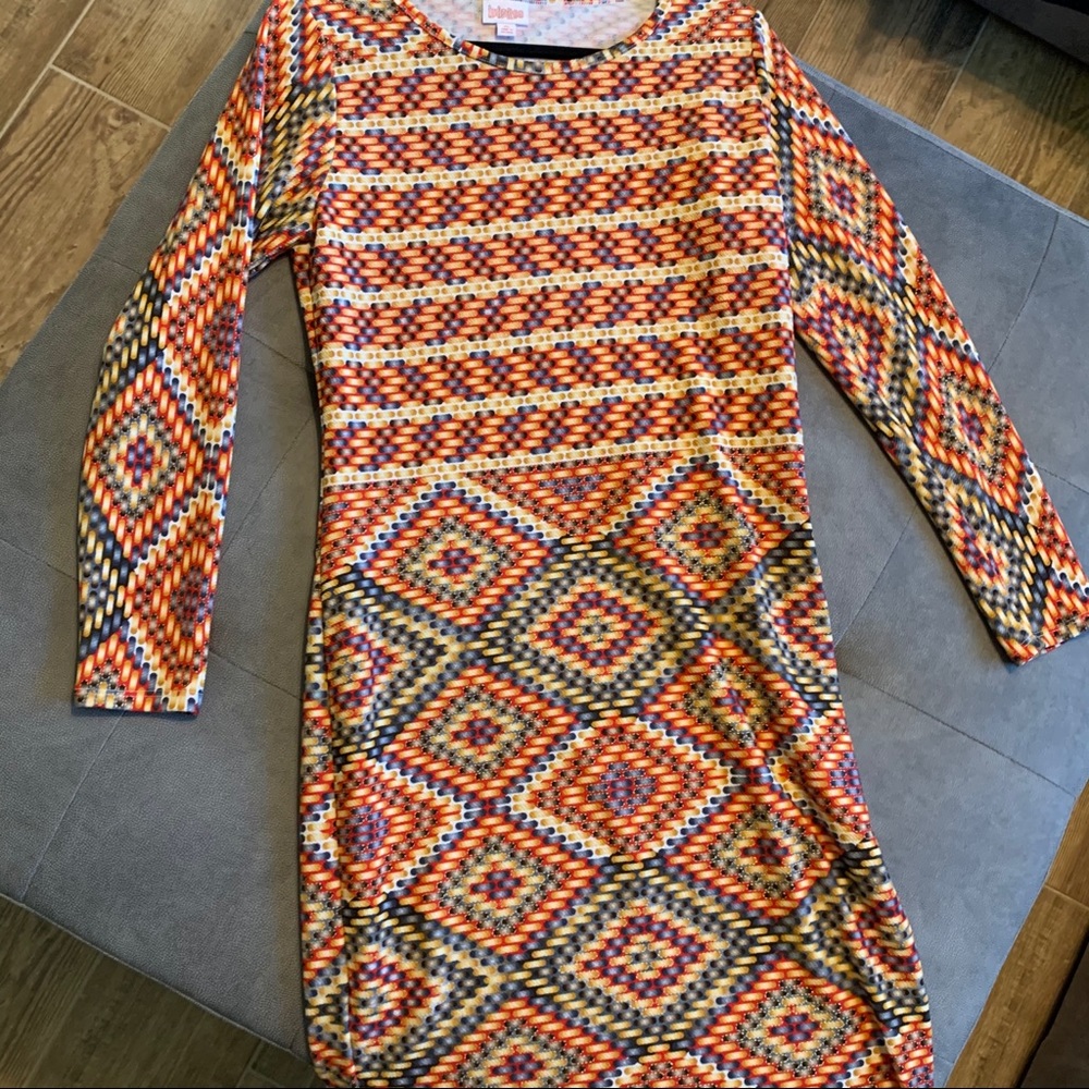 🎉SOLD🎉 LuLaRoe Elegant Long Sleeve Debbie Dress